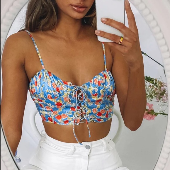 Beginning Boutique | Cressida Tank - Picture 2 of 12